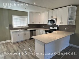 2282 El Sereno Ave in Altadena, CA - Building Photo - Building Photo