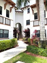 10600 NW 88th St in Doral, FL - Building Photo