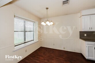 6525 Constitution Dr in Watauga, TX - Building Photo - Building Photo