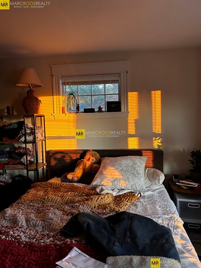 21 Sartwell Ave, Unit 3 in Somerville, MA - Building Photo - Building Photo