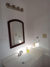 12900 Hymeadow Dr in Austin, TX - Building Photo - Building Photo