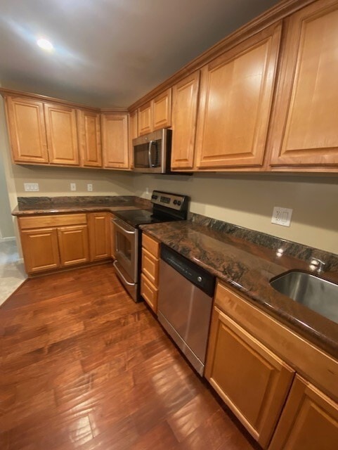 property at 101 Kinross Dr