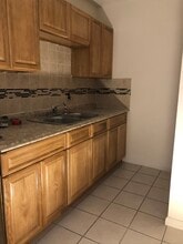 641 Kathy Ln, Unit B in Margate, FL - Building Photo - Building Photo