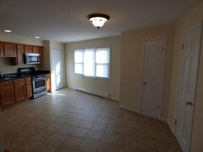 7019 W Medill Ave, Unit 1W in Chicago, IL - Building Photo - Building Photo