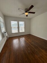 2322 W Olmos Dr in San Antonio, TX - Building Photo - Building Photo