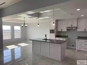 2933 Zeb Dr in Brownsville, TX - Building Photo - Building Photo