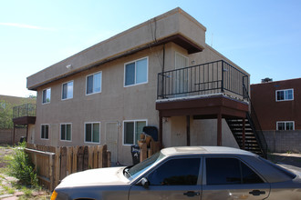 304-313 Whispering Sands SE in Albuquerque, NM - Foto de edificio - Building Photo