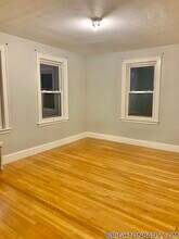 232 Corey Rd in Boston, MA - Foto de edificio - Building Photo