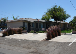 Pacific Daytona Apartments in Lemon Grove, CA - Building Photo - Building Photo