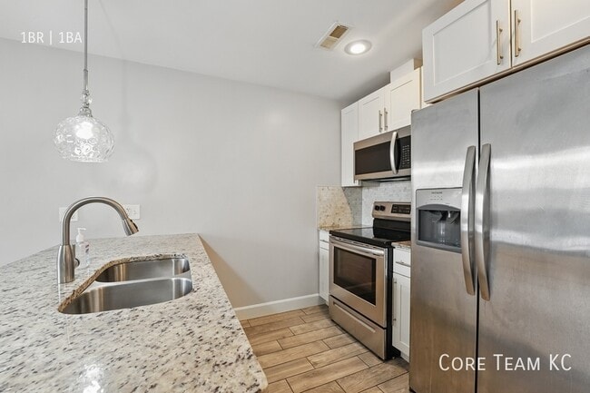 2908 Baltimore Ave in Kansas City, MO - Building Photo - Building Photo