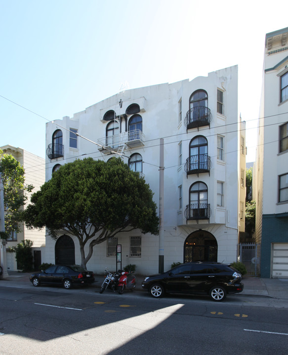 2510 Van Ness Ave in San Francisco, CA - Foto de edificio