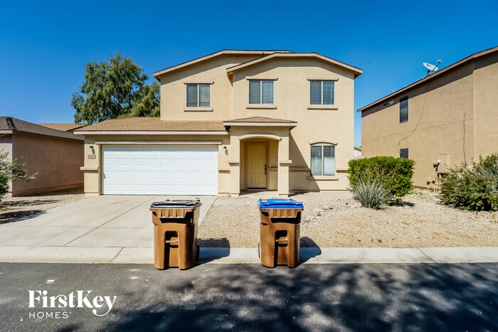 2374 E Meadow Chase Dr in Queen Creek, AZ - Building Photo
