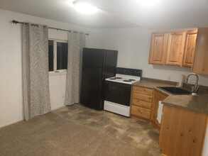 3936 S 2300 E in Holladay, UT - Building Photo - Building Photo