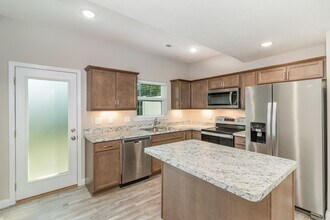 5565 Limaburg Rd in Burlington, KY - Building Photo - Building Photo