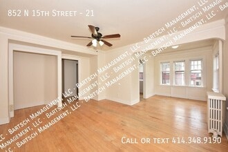 852 N 15th St in Milwaukee, WI - Foto de edificio - Building Photo