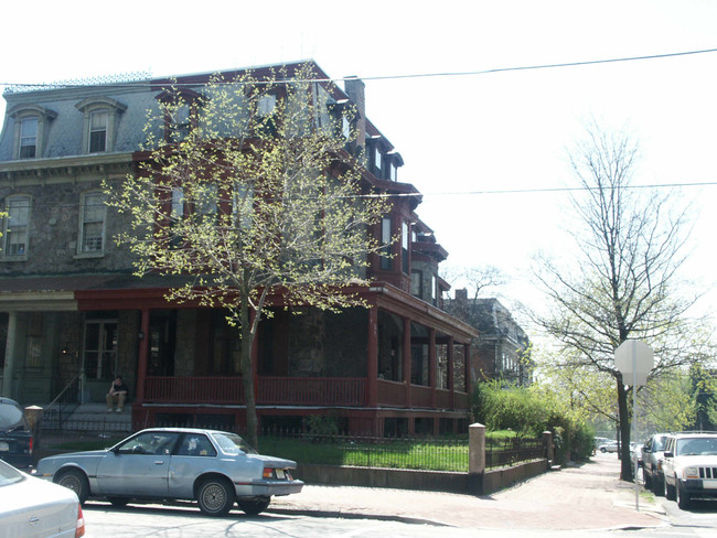 3420 Race St in Philadelphia, PA - Building Photo - Building Photo