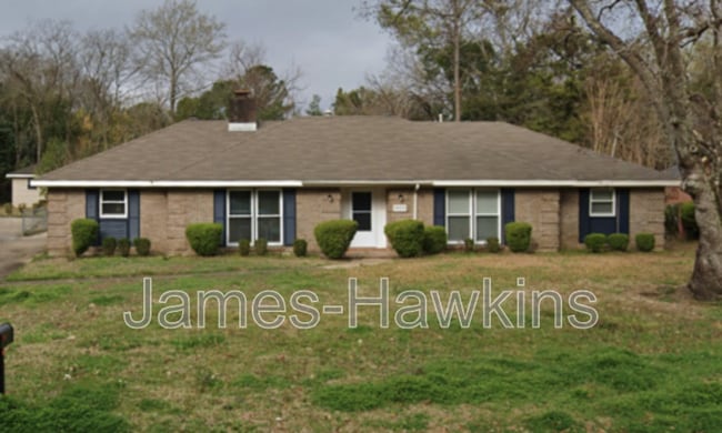 property at 3858 Antoinette Dr