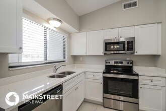 7000 Kaylor Ave in Cocoa, FL - Building Photo - Building Photo