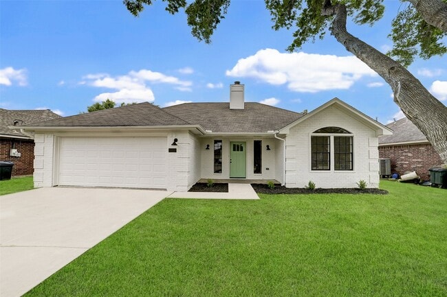 property at 2506 39th Ave N