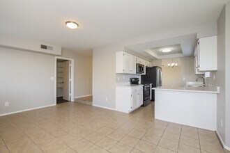 7540 W Mescal St in Peoria, AZ - Building Photo - Building Photo