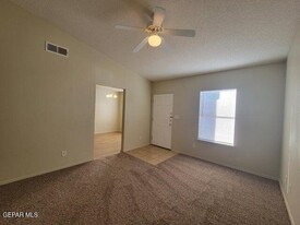 14081 Jason Crandall Dr in El Paso, TX - Building Photo - Building Photo