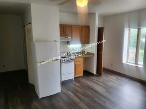 518 W Cunningham St in Butler, PA - Building Photo - Building Photo