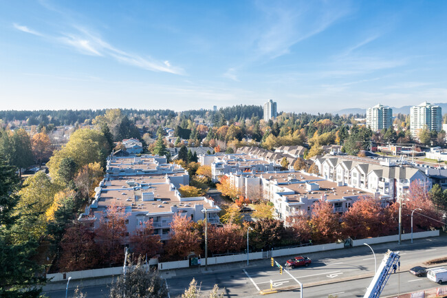 Westchester in Surrey, BC - Building Photo - Building Photo