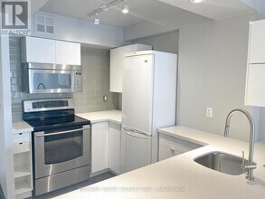 44-1544 St Joseph St in Toronto, ON - Building Photo - Building Photo