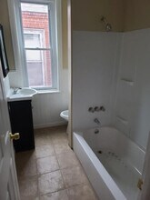 7236 Paschall Ave in Philadelphia, PA - Building Photo - Building Photo