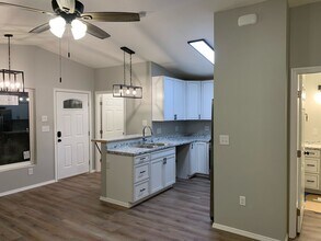 2321 S Colleen St in Palmer, AK - Building Photo - Building Photo