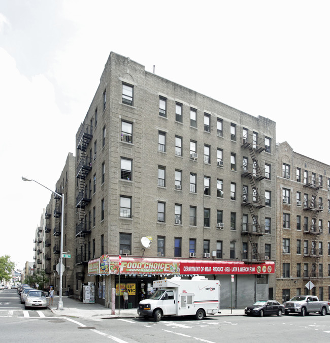 2364 Tiebout Ave in Bronx, NY - Building Photo - Building Photo