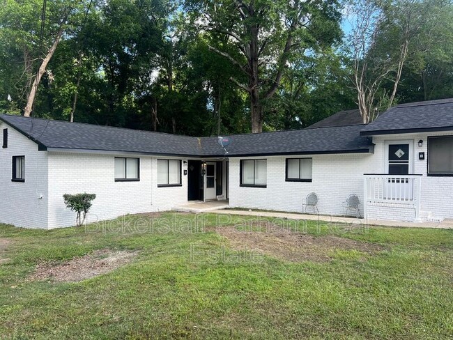 property at 1501 8th Ave