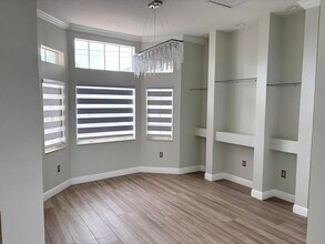 2066 SW Savage Blvd in Port St. Lucie, FL - Building Photo - Building Photo