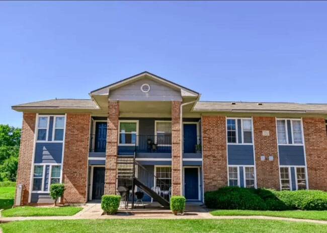 property at 1400 Eagle Lake Rd