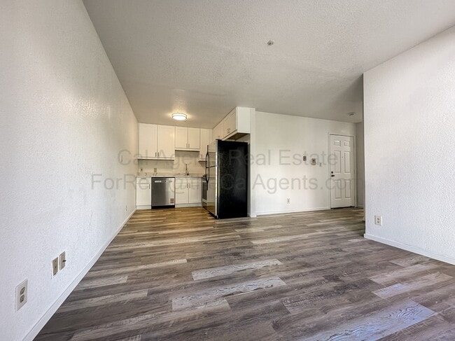 3648 Grand Ave in Oakland, CA - Foto de edificio - Building Photo