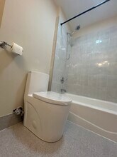 2731 E 65th St in Brooklyn, NY - Foto de edificio - Building Photo