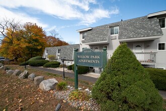 113 Park Ave in Danbury, CT - Building Photo - Building Photo