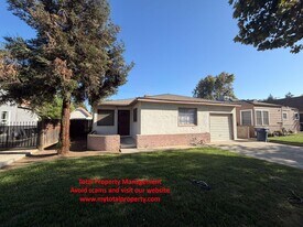 1060 E Tulare Ave in Tulare, CA - Building Photo