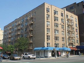 Stonehenge House in New York, NY - Building Photo - Building Photo