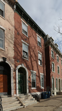 2105 Spring Garden St in Philadelphia, PA - Foto de edificio - Building Photo