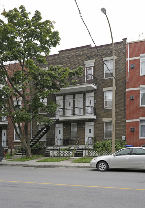 3203-3213 de Verdun Rue in Montréal, QC - Building Photo