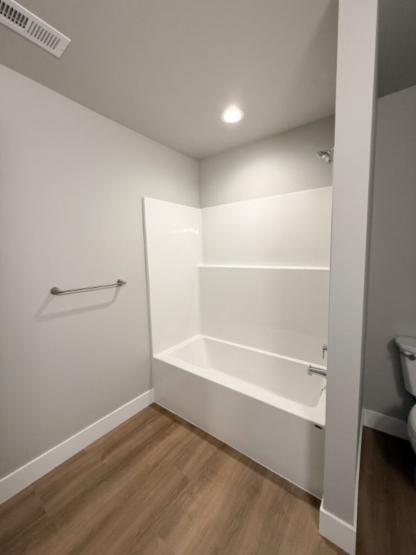 property at 2517 Arnold Ln