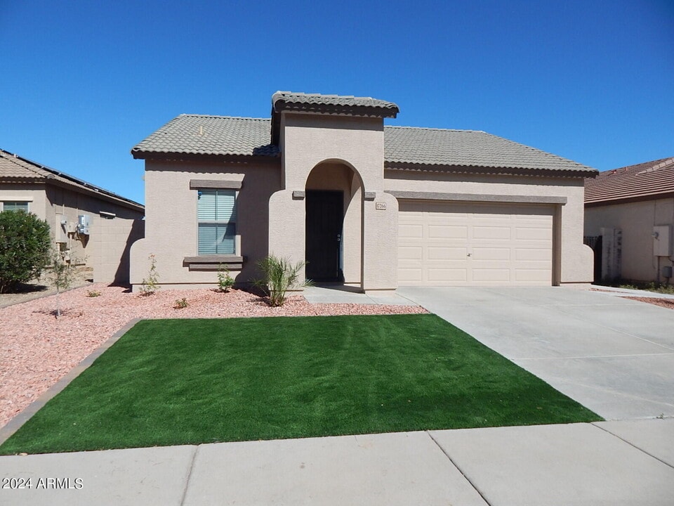 17266 W Maui Ln in Surprise, AZ - Building Photo