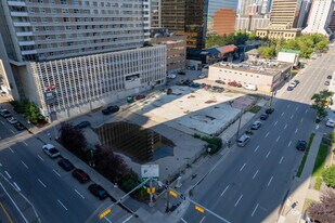 615 4 Av SW in Calgary, AB - Building Photo