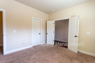 232 Towns Walk Dr in Athens, GA - Building Photo - Building Photo