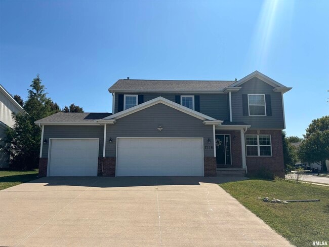 property at 2116 W Geneva Rd