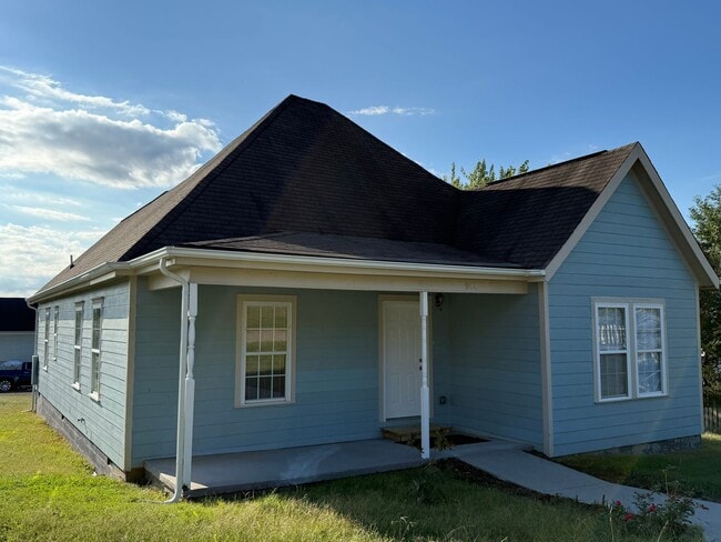 900 Knoxville College Dr in Knoxville, TN - Building Photo - Building Photo