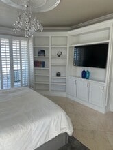 2777 Paradise Rd, Unit TURNBERRY PLACE in Las Vegas, NV - Building Photo - Building Photo