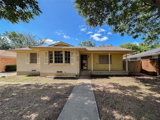property at 1721 Westchester St
