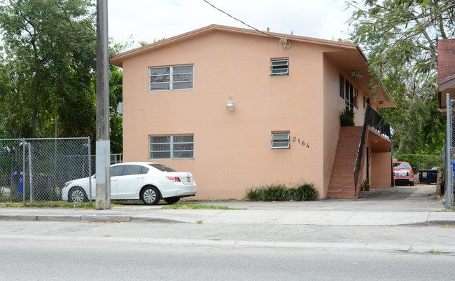 2164 NW 28th St in Miami, FL - Building Photo - Building Photo